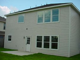 5 Bedroom or 4 Bedroom Plus Den in Cypress, TX (Photo 6 of 6)