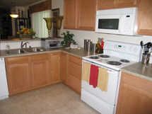 Beautiful Townhomes in Kimberly Gardens in Tacoma, WA (Photo 3 of 6)