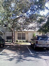 Pinebrook Estates 2 bdrm 2.5 bath, FP+ in Largo, FL