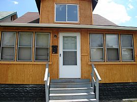 HUGE AND BEAUTIFUL in Ecorse, MI