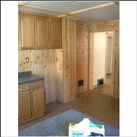 HUGE AND BEAUTIFUL in Ecorse, MI (Photo 3 of 5)