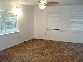 2/1 nice&clean 1200 sq/ft/water filter in Orlando, FL (Photo 3 of 3)