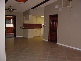 1700 Sq Ft house rental by Lake Tarpon in Tarpon Springs, FL (Photo 2 of 6)