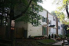 Rent now buy later all credit cnsidered  in Burke, VA (Photo 2 of 5)