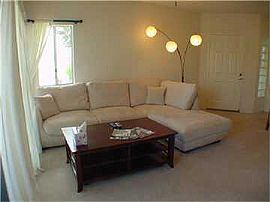 2br - 2ba townhome. Feels brand new! in Ewa Beach, HI