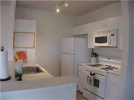 2br - 2ba townhome. Feels brand new! in Ewa Beach, HI (Photo 3 of 6)