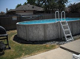 Beautiful Family Home in Cedar Hill, TX (Photo 6 of 6)