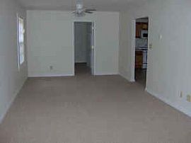 Newly renovated 3 bedroom in Indianapolis, IN (Photo 4 of 6)