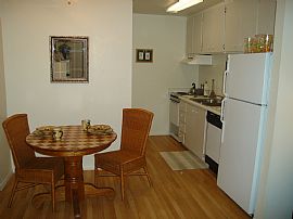 Free Rent!! Great Specials!! in Tempe, AZ (Photo 2 of 5)