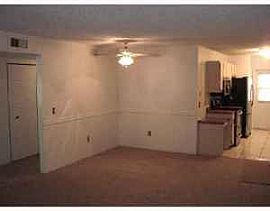 3 Bedrooms 2 Baths Mt Dora Area in Tavares, FL (Photo 2 of 3)