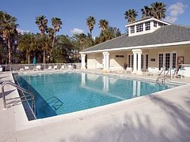 Large 3/2 with Garage in Gated Community in Naples, FL (Photo 3 of 9)