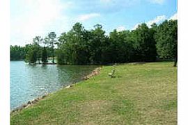 Lakey Murray Condo in Columbia, SC (Photo 3 of 3)