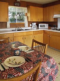 LAKEFRONT HOME in Meskegon, MI (Photo 2 of 6)