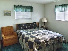 LAKEFRONT HOME in Meskegon, MI (Photo 5 of 6)