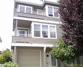 Spacious Seattle T-hse w/ city views!!! in Seattle, WA