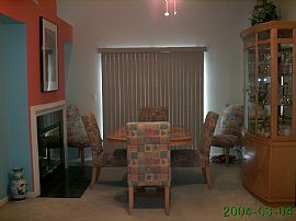 3bdr/2.5ba/2 car gar incl. big screen tv in Mundelein, IL (Photo 4 of 5)