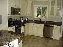 Canton Area - Townhouse for Rent. in Baltimore, MD (Photo 2 of 4)