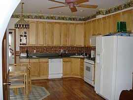 Townhouse for Rent in Brewer's Hill in Baltimore, MD (Photo 2 of 3)