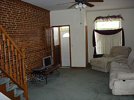 Townhouse for Rent in Brewer's Hill in Baltimore, MD (Photo 3 of 3)