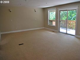 Luxurious ranch stile home in LO  in Lake Oswego, OR (Photo 5 of 6)