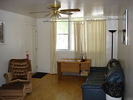 Apartment for Rent in Canton Area in Baltimore, MD (Photo 3 of 4)