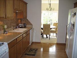 Nice 2 Bedrooms + Loft Townhouse  in Itasca, IL