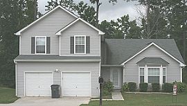 Beautiful Home For Rent in Jonesboro, GA
