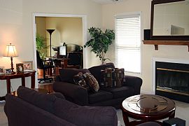 $900 / 2br - 1200 SQFT Ranch Home  in Lexington, KY (Photo 2 of 6)