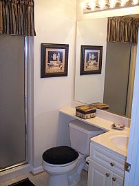 ASHBURN 2 BED 2 FULL BATH CONDO in Ashburn, VA (Photo 6 of 6)