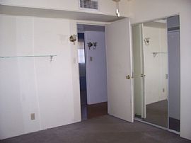 Nice Remodeled House for Rent in Phoenix, AZ (Photo 5 of 6)