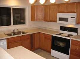 Newly Renovated Duplex-Upper Level in Saint Paul, MN