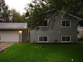Newly Renovated Duplex-Upper Level in Saint Paul, MN (Photo 6 of 6)