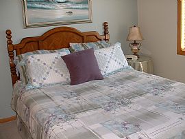 Furnished Home in Oakdale, MN (Photo 5 of 6)