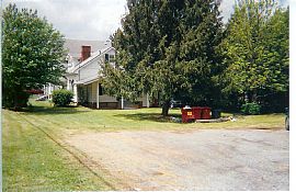 Great deal on 6 unit Apart  complex ETSU in Johnson City, TN (Photo 2 of 6)