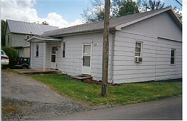 Great deal on 6 unit Apart  complex ETSU in Johnson City, TN (Photo 5 of 6)