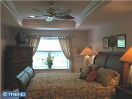 Luxurious 3 br/ 2.5 bath Townhouse with car garage in Newtown Square, PA (Photo 3 of 5)