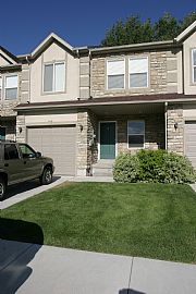 Townhouse for lease by Jordan Landing! in West Jordan, UT