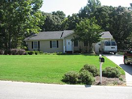 Adorable 3 Bed/2 Bath with Large Patio in Dallas, GA