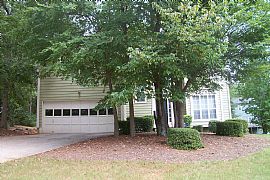 Well Kept Home For Rent in South DeKalb in Decatur, GA