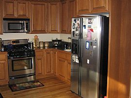 BEAUTIFUL NEW CONSTRUCTION TOWNHOME in Westwood Village, WA (Photo 3 of 6)