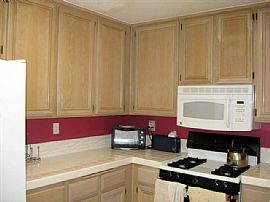 Fabulous 2 bedroom townhome, Aliso Viejo in Aliso Viejo, CA (Photo 2 of 6)