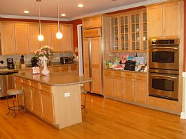 $6250 First Time Executive Rental  in Lake Barrington, IL (Photo 3 of 6)