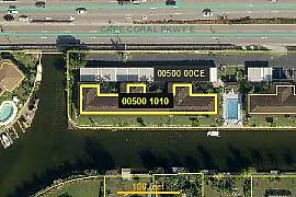 SAILBOAT ACCESS- GROUND FLOOR in Cape Coral, FL (Photo 2 of 6)