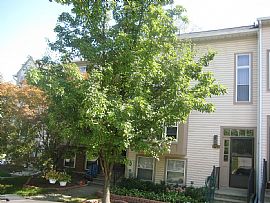 4 bedroom townhouse-MUST SEE!!! Be in Ellicott City, MD