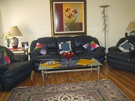 4 bedroom townhouse-MUST SEE!!! Be in Ellicott City, MD (Photo 2 of 6)