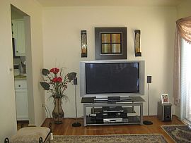 4 bedroom townhouse-MUST SEE!!! Be in Ellicott City, MD (Photo 3 of 6)