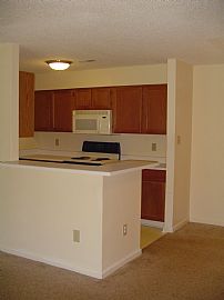 Water View Condo Close to Langley AFB in Hampton, VA (Photo 4 of 4)