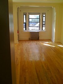 GORGEOUS DUPLEX!!!3 BED, 1.5 BATH, WASHE in Brooklyn, NY (Photo 2 of 6)