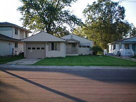 On Water House for rent in Lakeland, MI (Photo 3 of 5)