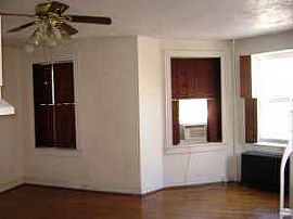 $1100 3bed 2bath condo $1100 w/ electric in Baltimore, MD (Photo 2 of 4)